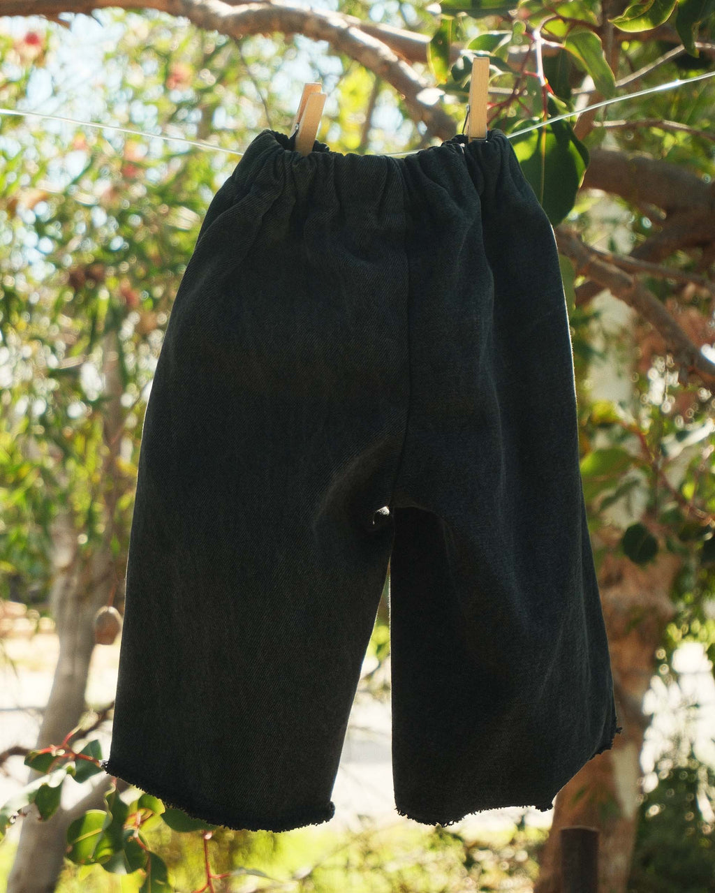 Faded Black - size XS